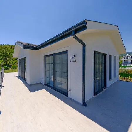 ヴィラ Lily Of The Valley Luxury Fethiye, Yesiluzumlu By Sunworld フェティエ